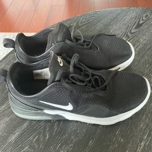 Nike woman’s sneakers Size 10